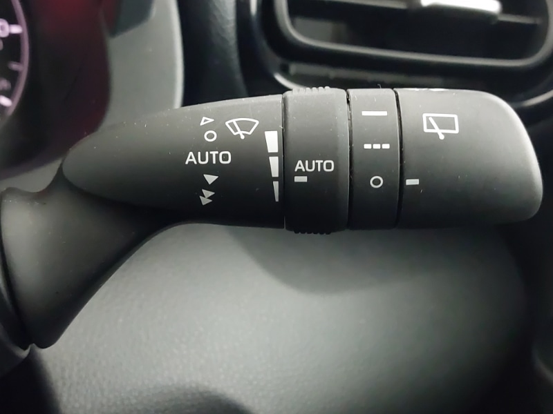 Used Mazda Mazda2 HYBRID 2024 for sale - 76846576: Photo 12