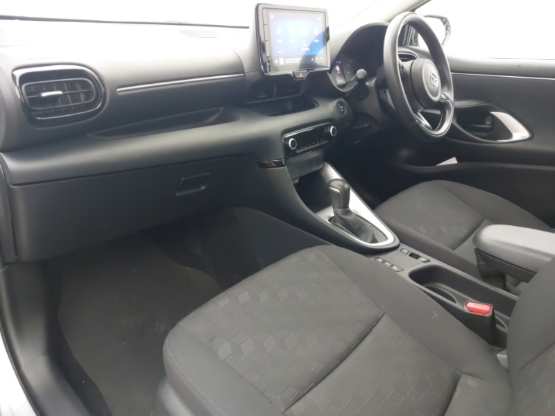 Used Mazda Mazda2 HYBRID 2024 for sale - 76846576: Photo 5