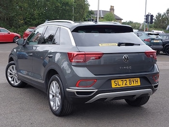 Used Volkswagen T-Roc 2022 for sale - 75779871: Photo