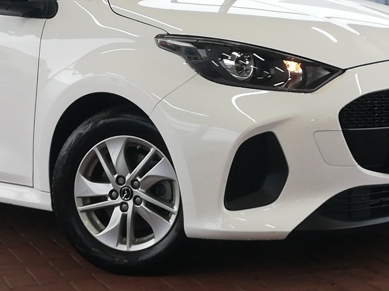 Used Mazda Mazda2 HYBRID 2024 for sale - 77214396: Photo 9