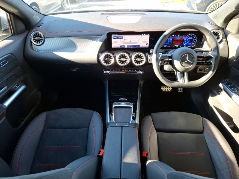 Used Mercedes-Benz EQA 2024 for sale - 76838631: Photo 2