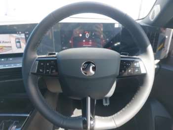 Used Vauxhall Astra 2025 for sale - 74873358: Photo