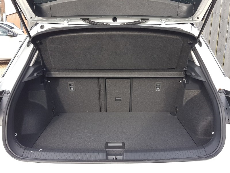 Used Volkswagen T-Roc 2025 for sale - 77449259: Photo 8