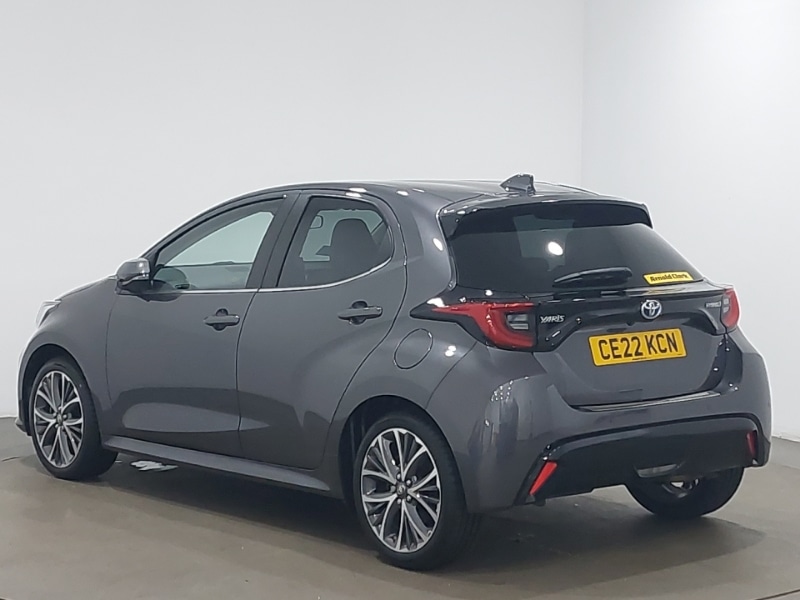 Used Toyota Yaris 2022 for sale - 77995645: Photo 3