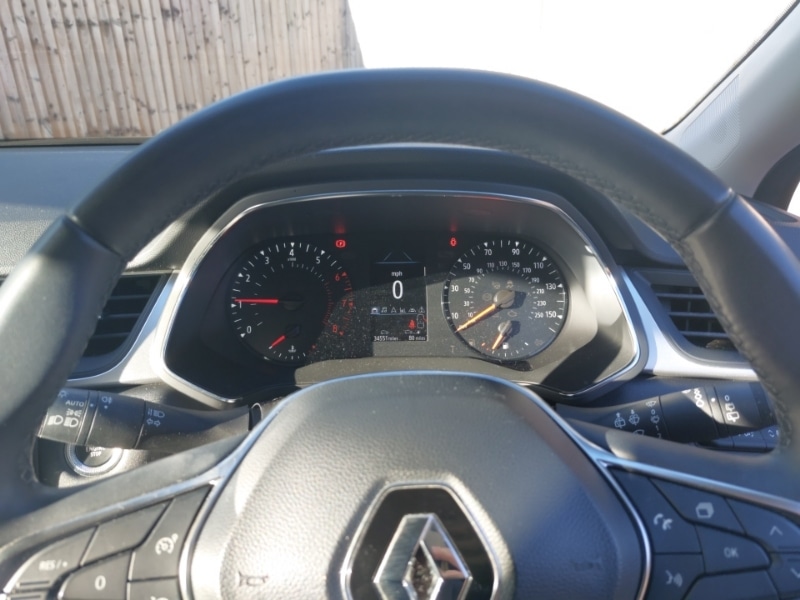 Used Renault Captur 2021 for sale - 76578780: Photo 10