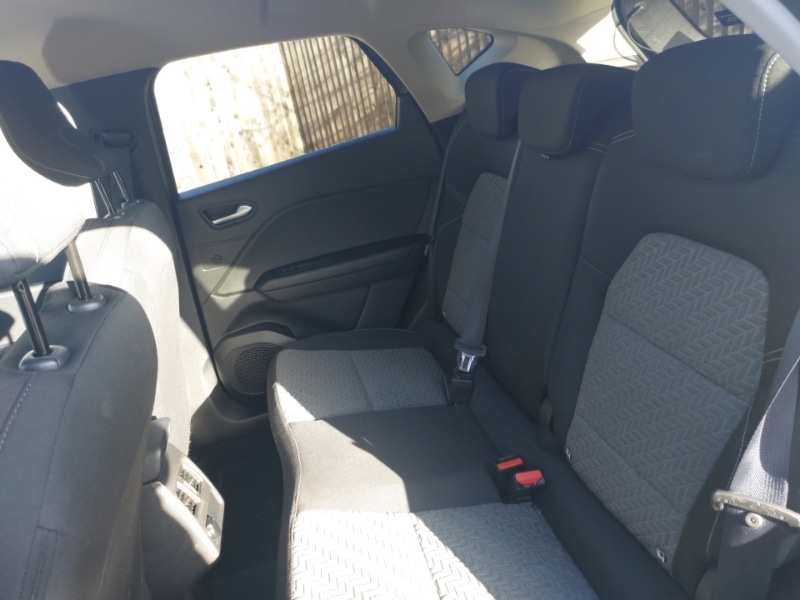 Used Renault Captur 2021 for sale - 76578780: Photo 6