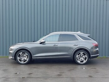 Used Genesis GV70 2023 for sale - 78584932: Photo