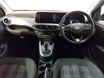 Used Hyundai i10 2024 for sale - 76171854: Photo 2