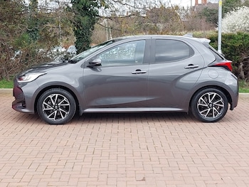 Used Toyota Yaris 2021 for sale - 77987028: Photo