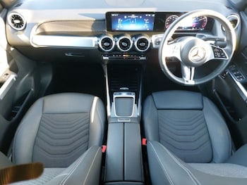 Used Mercedes-Benz GLB 2025 for sale - 77235124: Photo