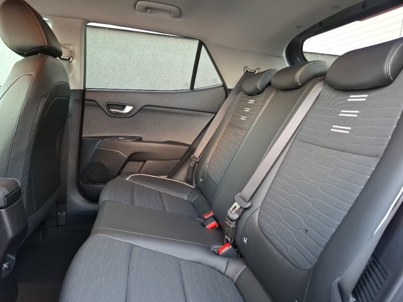 Used Kia Stonic 2023 for sale - 76687981: Photo 6