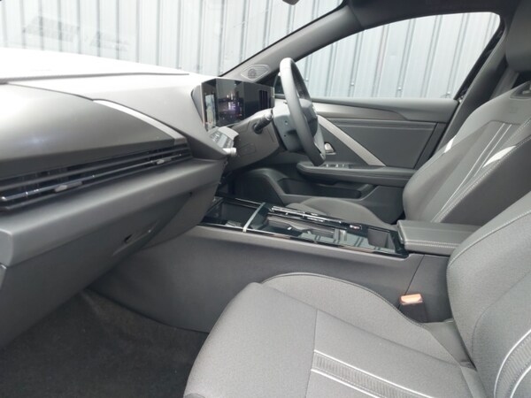 Used Vauxhall Astra 2025 for sale - 76275445: Photo 5