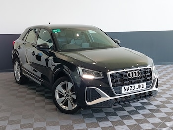 Audi - Q2