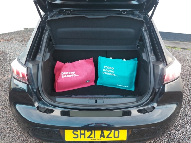 Used Peugeot 208 2021 for sale - 76983762: Photo 8