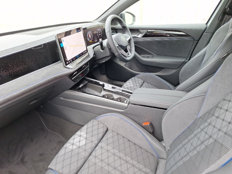 Used Volkswagen Passat 2025 for sale - 76683089: Photo 5