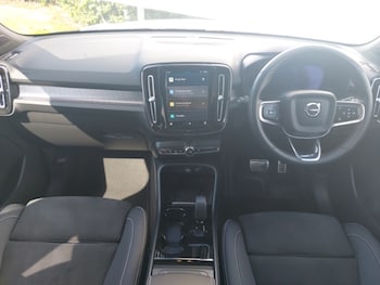 Used Volvo XC40 2022 for sale - 75485897: Photo