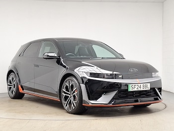 2024 - 478kW 84 kWh 5dr Auto