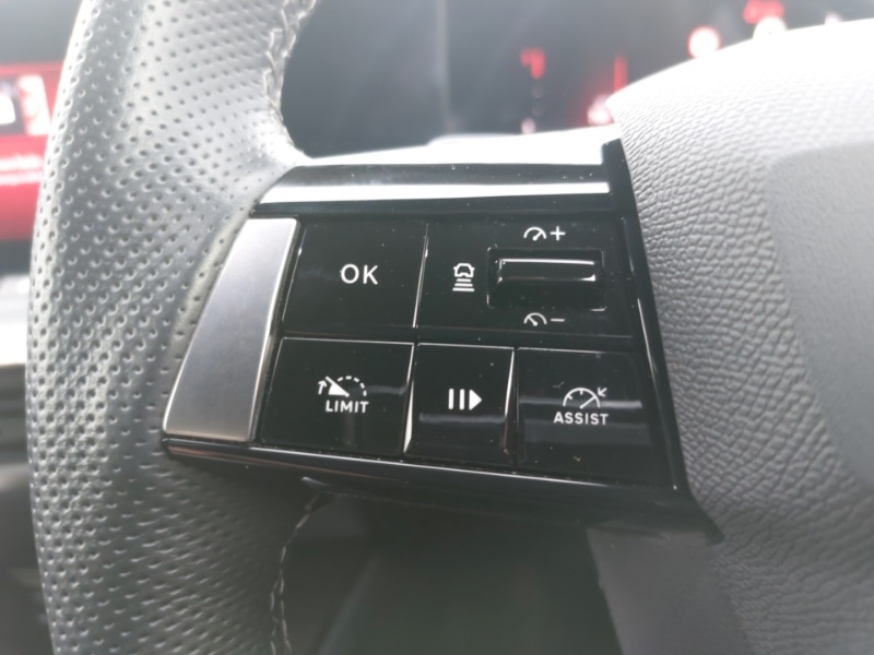 Used Vauxhall Astra 2023 for sale - 77645362: Photo 12