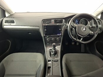 Used Volkswagen Golf 2020 for sale - 77875616: Photo