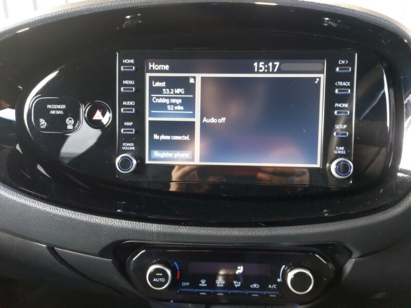 Used Toyota Aygo X 2022 for sale - 76764671: Photo 11