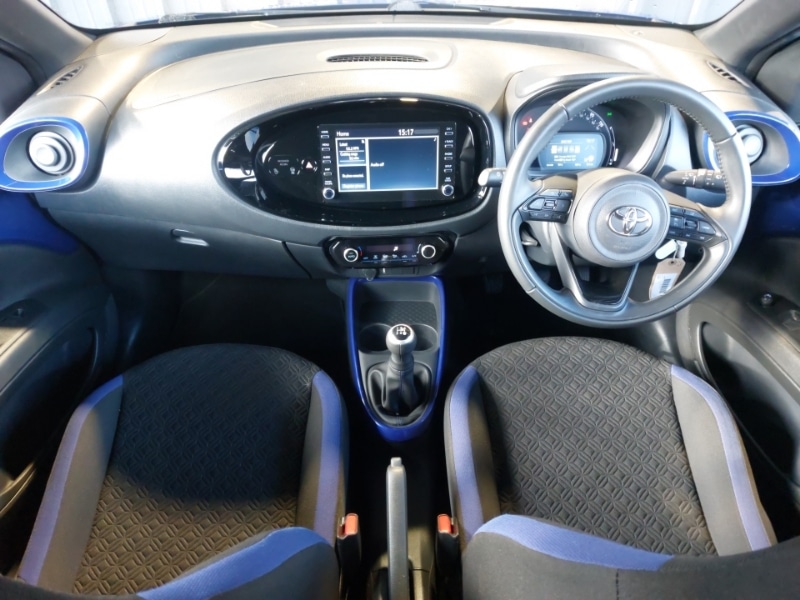 Used Toyota Aygo X 2022 for sale - 76764671: Photo 2