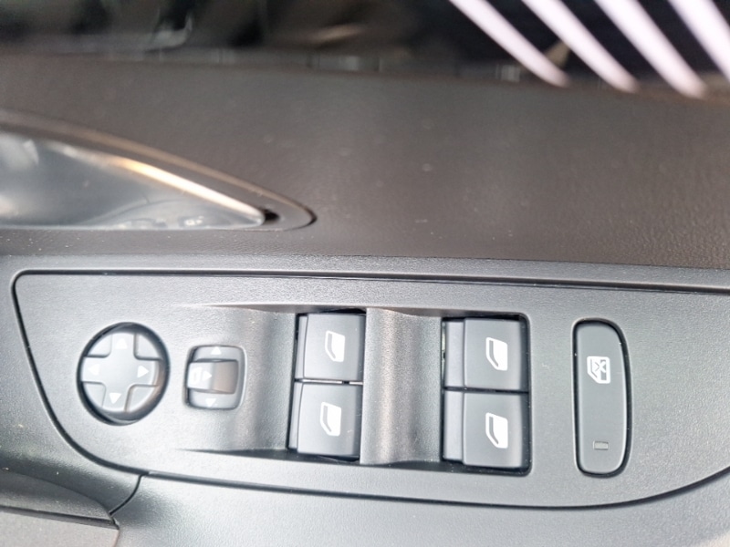 Used Peugeot 2008 2024 for sale - 77353317: Photo 12