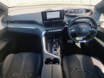 Used Peugeot 3008 2023 for sale - 78455250: Photo