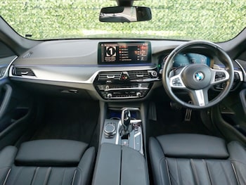 Used BMW 5 Series 2022 for sale - 77661001: Photo