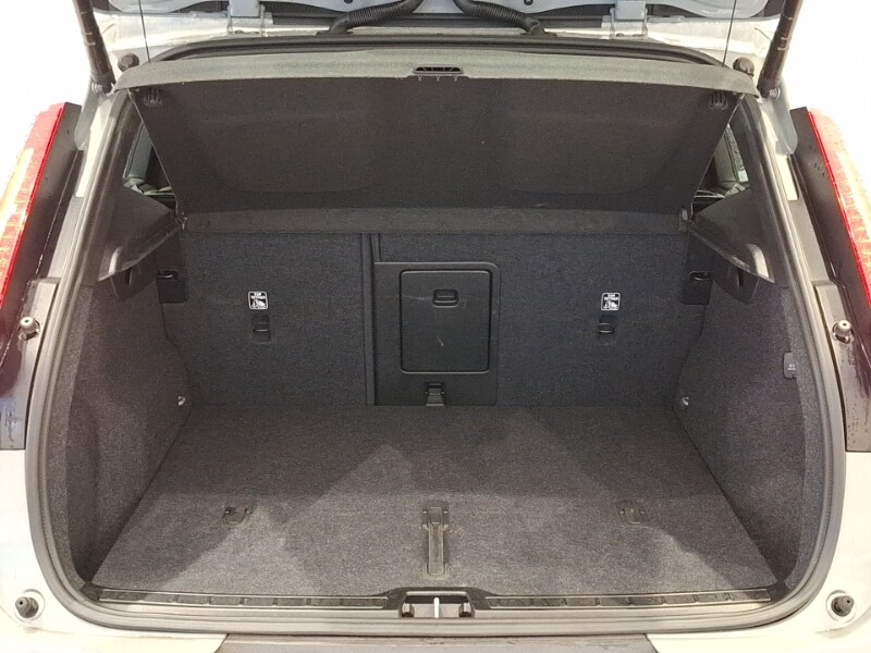 Used Volvo XC40 2024 for sale - 77347757: Photo 8