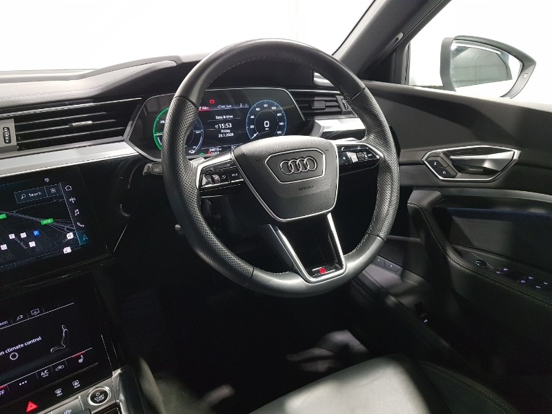 Used Audi e-tron 2022 for sale - 77330137: Photo 10