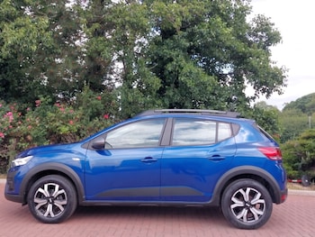 Used Dacia Sandero Stepway 2023 for sale - 79056017: Photo