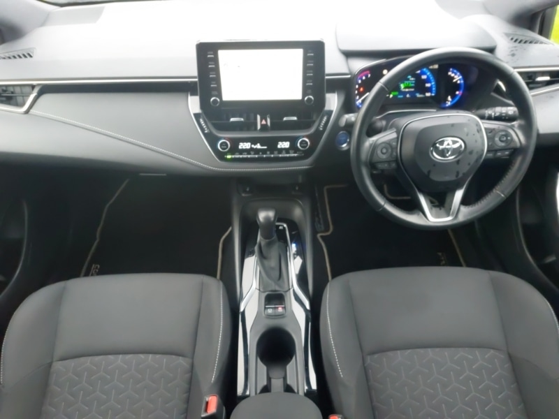 Used Toyota Corolla 2021 for sale - 77690460: Photo 2