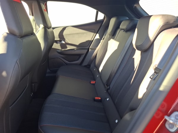 Used Vauxhall Mokka 2021 for sale - 76237875: Photo 6
