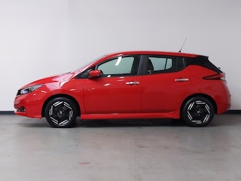 Used Nissan Leaf 2022 for sale - 77467495: Photo