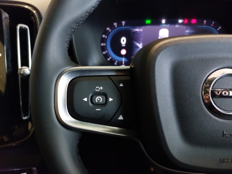 Used Volvo XC40 2024 for sale - 77240891: Photo 10