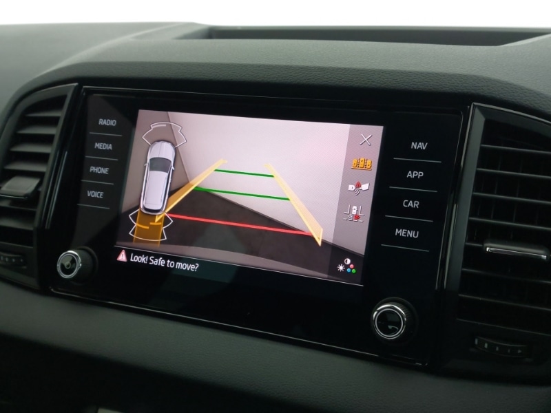 Used Skoda Karoq 2024 for sale - 77052350: Photo 12