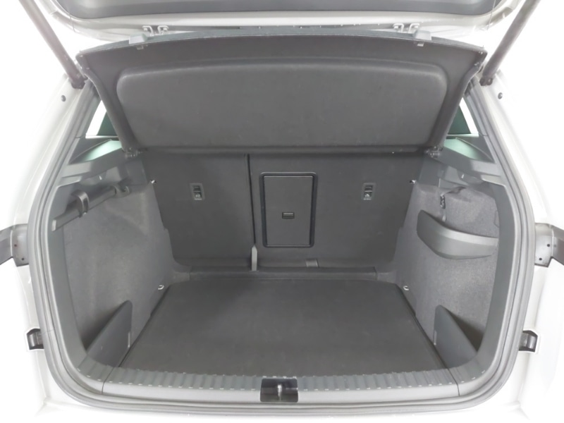 Used Skoda Karoq 2024 for sale - 77052350: Photo 8