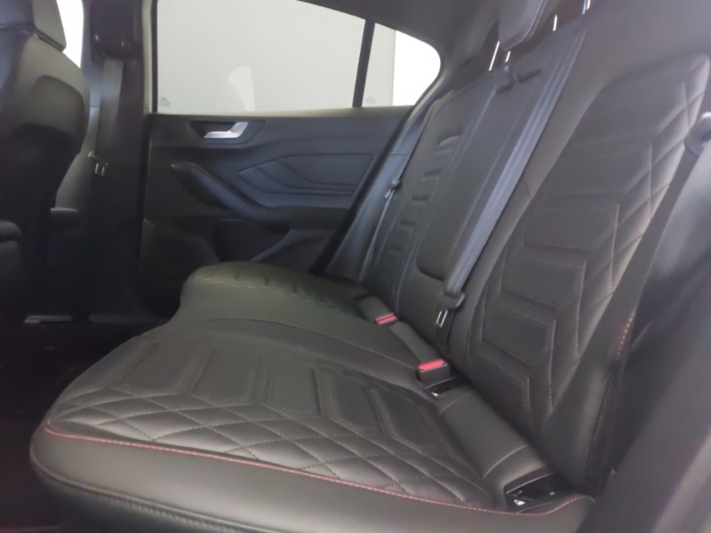 Used Ford Focus 2023 for sale - 77190122: Photo 6