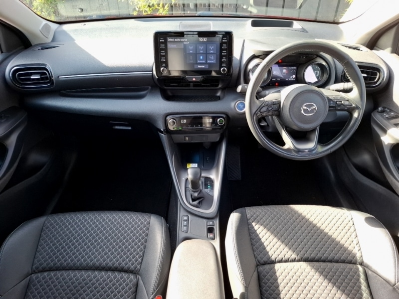 Used Mazda Mazda2 HYBRID 2023 for sale - 78066381: Photo 2