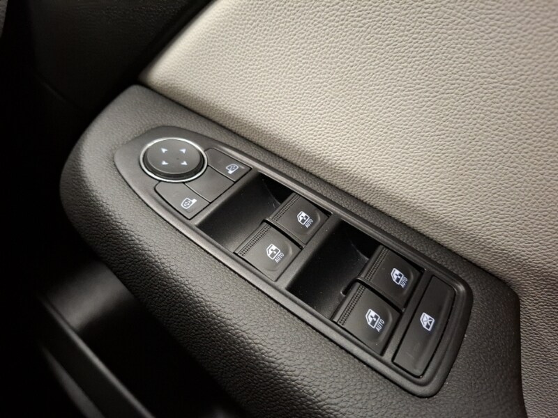 Used Renault Clio 2023 for sale - 77949243: Photo 12