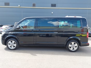 Used Volkswagen Transporter Shuttle 2024 for sale - 79538461: Photo