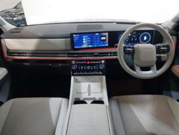 Used Hyundai Santa Fe 2025 for sale - 75341571: Photo