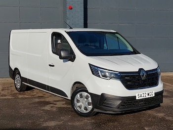 Renault Trafic feature image