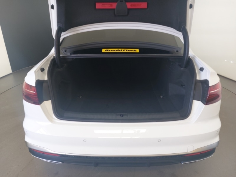 Used Audi A4 2022 for sale - 77767700: Photo 8