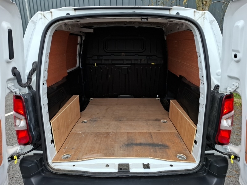 Used Peugeot Partner 2023 for sale - 77987287: Photo 8