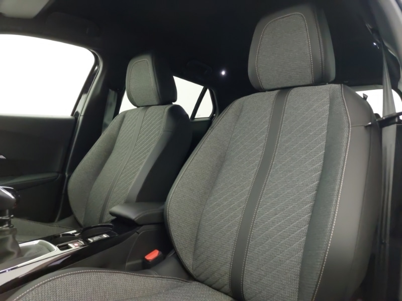 Used Peugeot 2008 2024 for sale - 76838921: Photo 12