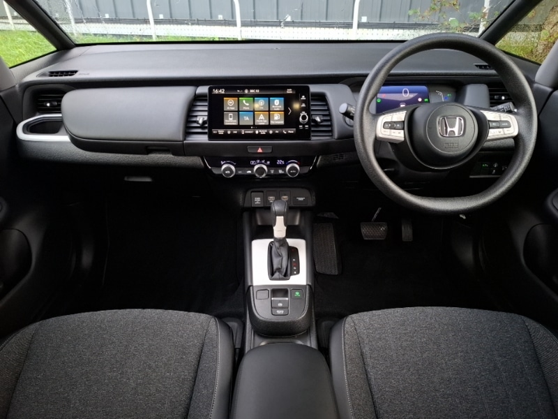 Used Honda Jazz 2023 for sale - 76369868: Photo 2