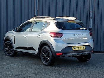 Used Dacia Sandero Stepway 2024 for sale - 76967554: Photo