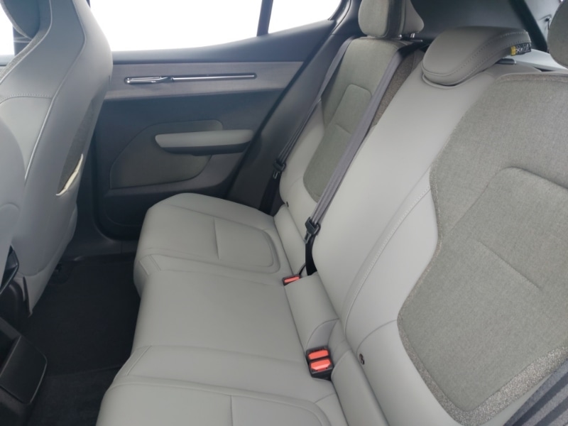 Used Volvo EX30 2025 for sale - 76456503: Photo 6