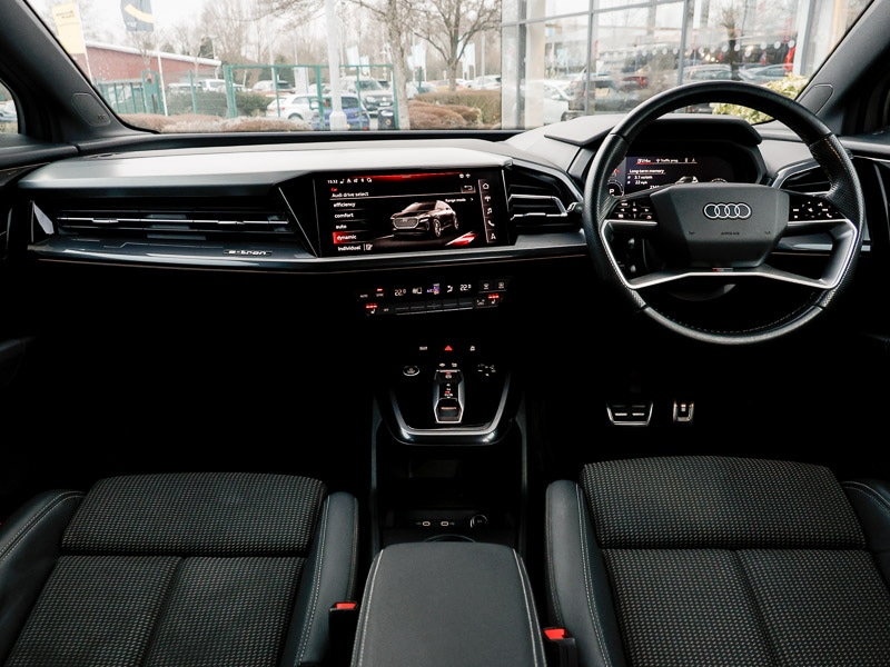 Used Audi Q4 e-tron 2022 for sale - 77876362: Photo 2